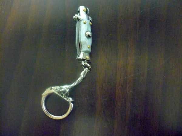 Mini coltello a scatto, italian stiletto - 7 cm imitazione di madreperla - lama classica, pugnale artigianale Maniago Italia