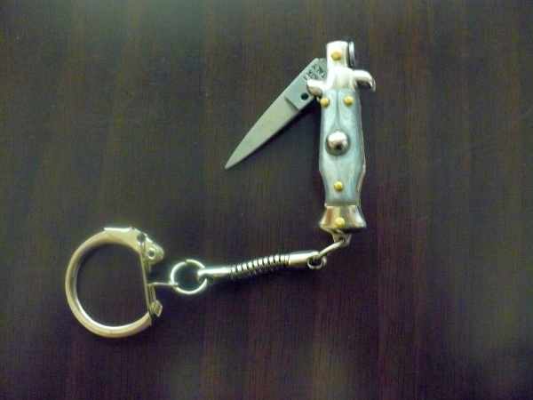Mini coltello a scatto, italian stiletto - 7 cm imitazione di madreperla - lama classica, pugnale artigianale Maniago Italia