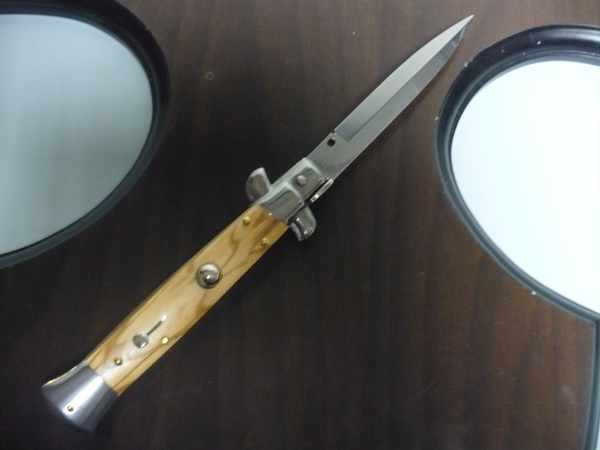 Frank Beltrame-23cm- coltello a scatto - pugnale -legno di olive / olive wood- modello FB 23/94B - 13