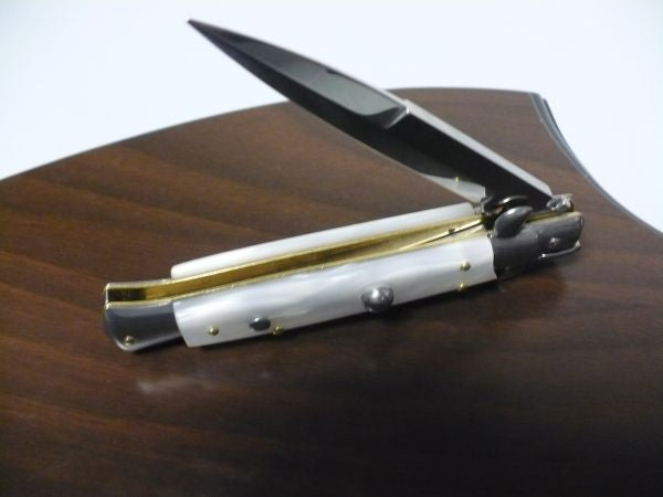 23 cm - ITALIAN STILETTO - imitazione di madreperla - lama baionetta - imitation of mother of pearl -bayonet blade - FRANK BELTRAME - modello FB 23/36B FRANK BELTRAME MANIAGO ITALY