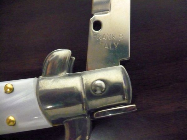 23 cm - ITALIAN STILETTO - imitazione di madreperla - lama baionetta - imitation of mother of pearl -bayonet blade - FRANK BELTRAME - modello FB 23/36B FRANK BELTRAME MANIAGO ITALY