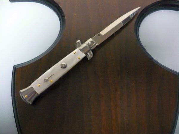 23 cm - ITALIAN STILETTO - imitazione di madreperla - lama baionetta - imitation of mother of pearl -bayonet blade - FRANK BELTRAME - modello FB 23/36B FRANK BELTRAME MANIAGO ITALY