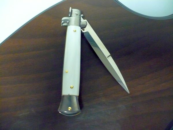 23 cm - ITALIAN STILETTO - imitazione di madreperla - lama baionetta - imitation of mother of pearl -bayonet blade - FRANK BELTRAME - modello FB 23/36B FRANK BELTRAME MANIAGO ITALY