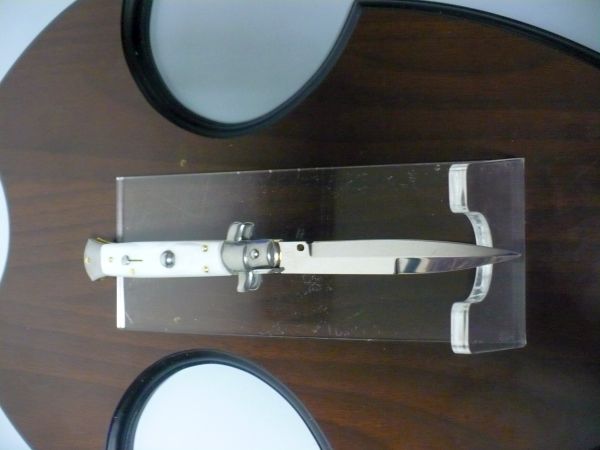23 cm - ITALIAN STILETTO - imitazione di madreperla - lama baionetta - imitation of mother of pearl -bayonet blade - FRANK BELTRAME - modello FB 23/36B FRANK BELTRAME MANIAGO ITALY