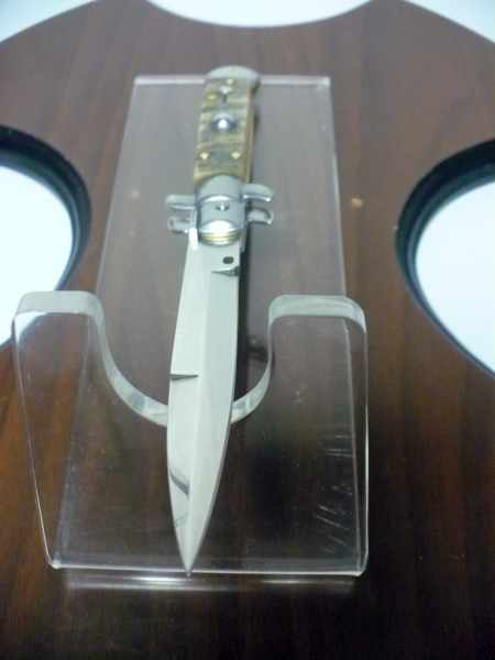Frank Beltrame , italian stiletto - 23 cm , corno di ariete - lama baionetta , modello FB 23/63B - 1