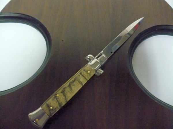 Frank Beltrame , italian stiletto - 23 cm , corno di ariete - lama baionetta , modello FB 23/63B - 1