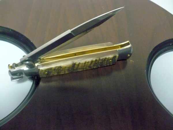 Frank Beltrame , italian stiletto - 23 cm , corno di ariete - lama baionetta , modello FB 23/63B - 2