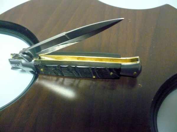 Frank Beltrame , italian stiletto - 23 cm , corno di ariete - lama baionetta , modello FB 23/63B - 3