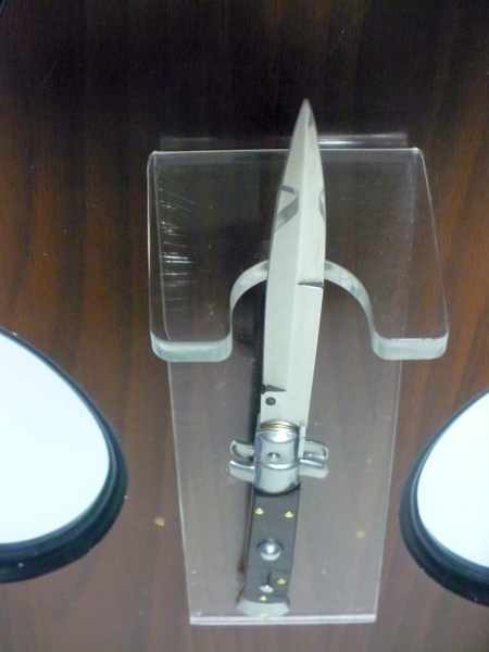 Frank Beltrame , italian stiletto - 23 cm , corno di ariete - lama baionetta , modello FB 23/63B - 4 HD