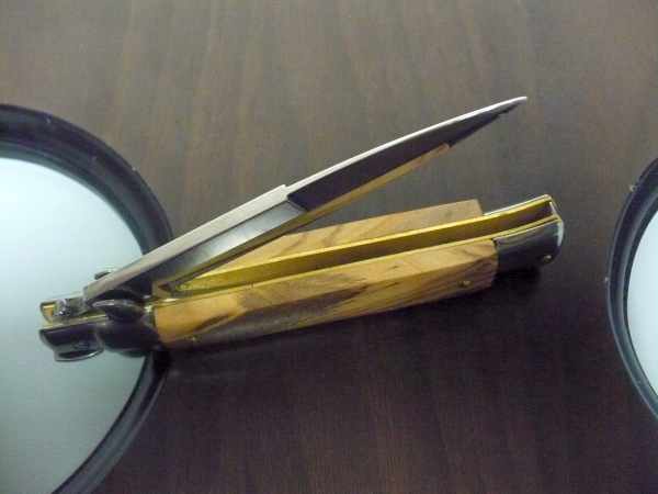Frank Beltrame-23cm- coltello a scatto - pugnale -legno di olive / olive wood- modello FB 23/94B - 10