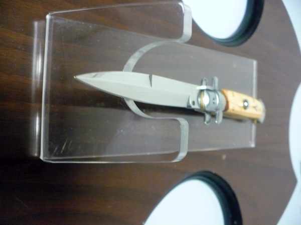 Frank Beltrame-23cm- coltello a scatto - pugnale -legno di olive / olive wood- modello FB 23/94B - 8