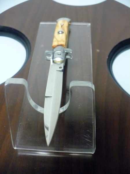 Frank Beltrame-23cm- coltello a scatto - pugnale -legno di olive / olive wood- modello FB 23/94B -9