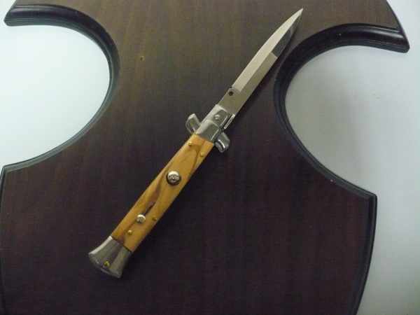 Frank Beltrame-23cm- coltello a scatto - pugnale -legno di olive / olive wood- modello FB 23/94B -9