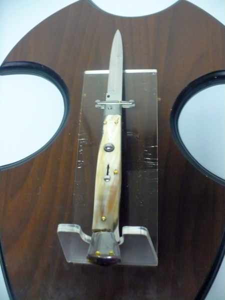 Swinguard Frank Beltrame - italian stiletto 28 cm - bufalo bicolore / two-tone buffalo horn - baionetta FB 550/48/58BB