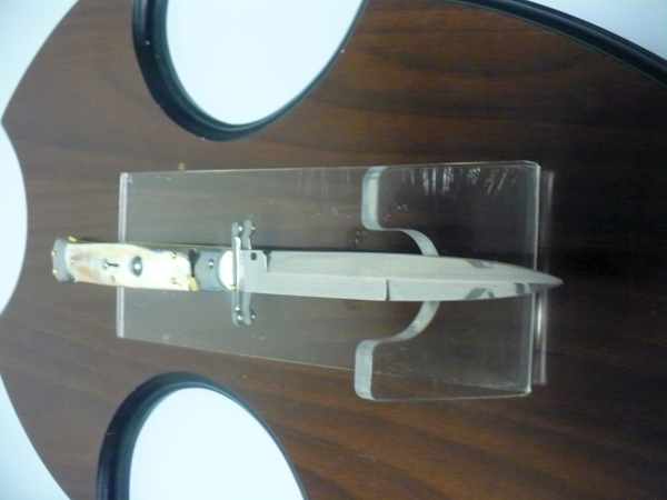 Swinguard Frank Beltrame - italian stiletto 28 cm - bufalo bicolore / two-tone buffalo horn - baionetta FB 550/48/58BB