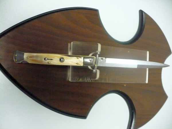 Swinguard Frank Beltrame - italian stiletto 28 cm - bufalo bicolore / two-tone buffalo horn - baionetta FB 550/48/58BB