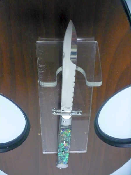 Classic swinguard - italian stiletto, coltello a scatto, 28cm - AKC World , abalone, lama baionetta lavorata a lima / file