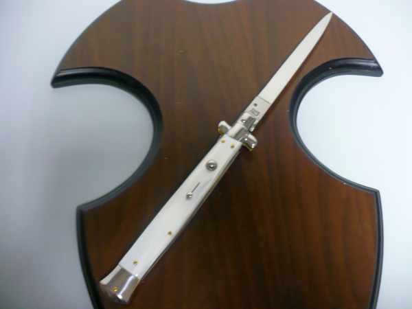 Italian stiletto 33 cm imitazione di madreperla - coltellerie artigianali Maniago Italy -coltello a scatto