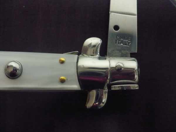 Italian stiletto 33 cm imitazione di madreperla - coltellerie artigianali Maniago Italy -coltello a scatto