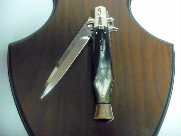 Black Widow A.G.A. Campolin - italian stiletto 28 cm con guardia a croce maltese - bufalo brasiliano