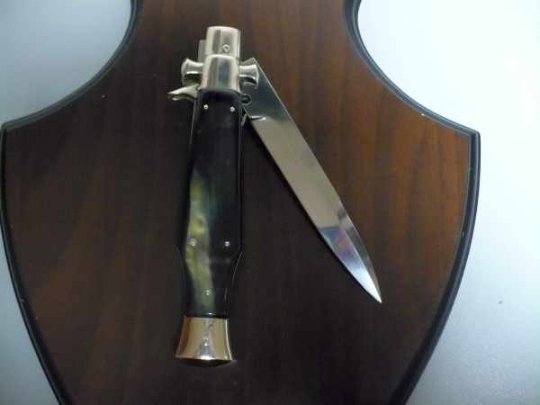 Black Widow A.G.A. Campolin - italian stiletto 28 cm con guardia a croce maltese - bufalo brasiliano