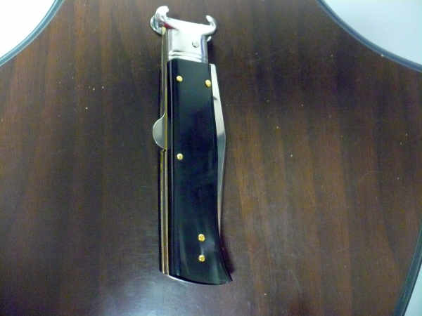 Famiglia Spadon - stiletto calibro /20 - bufalo brasiliano - taglio classico clip point - 9