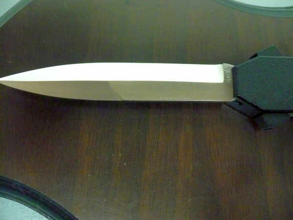 Coltello frontale teflonato nero - F16 OTF - 20,50 cm - lama baionetta - AKC World knife - 5