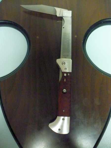 Hannibal A.G.A. Campolin - italian stiletto 34 cm - snake wood , legno di serpente - il primo coltello automatico per barbecue
