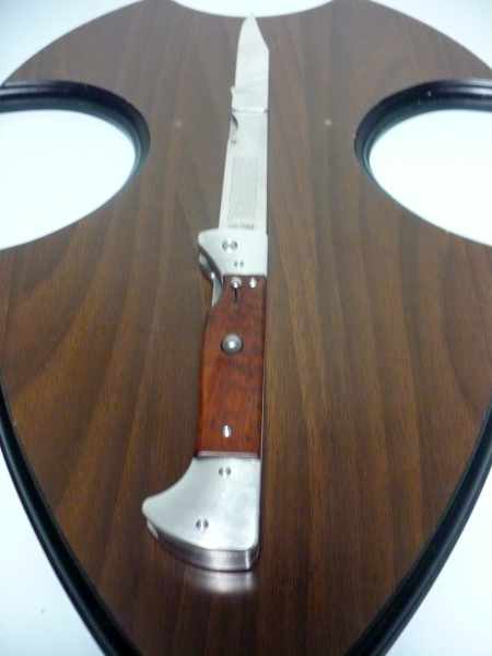 Hannibal A.G.A. Campolin - italian stiletto 34 cm - snake wood , legno di serpente - il primo coltello automatico per barbecue