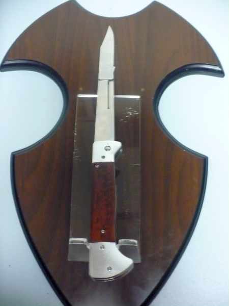 Hannibal A.G.A. Campolin - italian stiletto 34 cm - snake wood , legno di serpente - il primo coltello automatico per barbecue