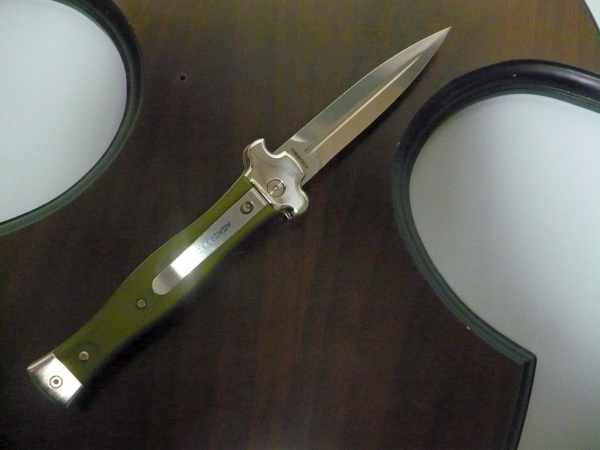AGA Campolin Zero + Green - Satin Dagger , coltello a scatto, italian stiletto con leverlock 22cm