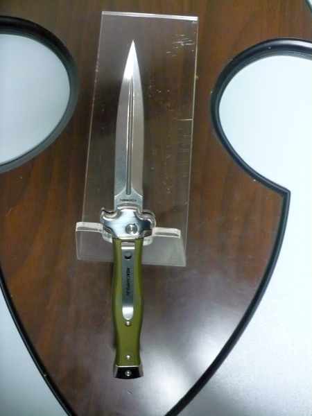 AGA Campolin Zero + Green - Satin Dagger , coltello a scatto, italian stiletto con leverlock 22cm