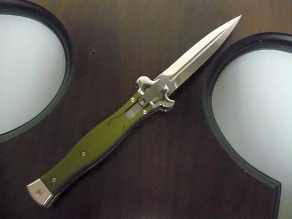 AGA Campolin Zero + Green - Satin Dagger , coltello a scatto, italian stiletto con leverlock 22cm