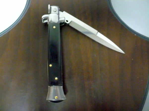Frank Beltrame , italian stiletto , pugnale -23 cm , corno di bufalo scuro,baionetta , modello FB 23/58B - 1