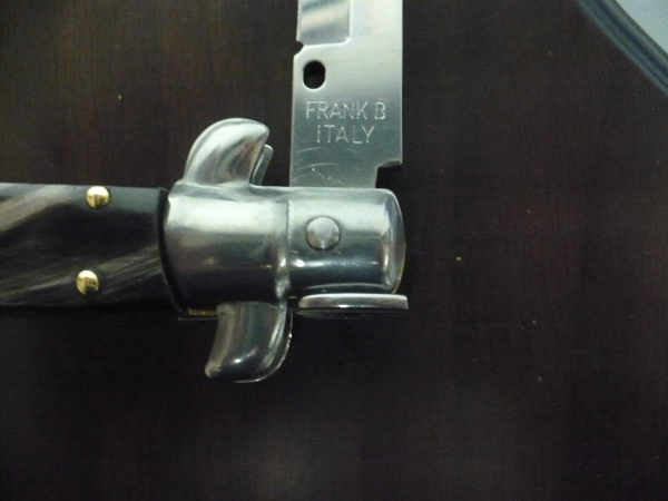 Frank Beltrame , italian stiletto , pugnale -23 cm , corno di bufalo scuro,baionetta , modello FB 23/58B - 1