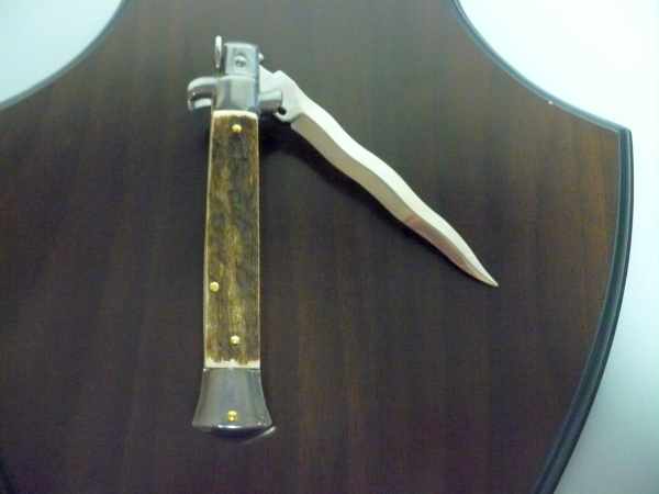 Coltello a scatto - pugnale -Frank Beltrame - italian stiletto 23 cm - corno di cervo / deer horn - lama kriss  FB 23/63K - 1