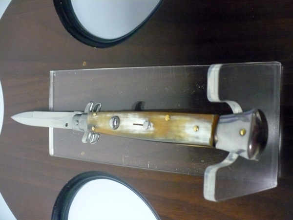 Frank Beltrame - italian stiletto, coltello a scatto, 28 cm -bufalo chiaro, lama baionetta FB 28/48B- 1
