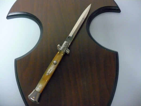 Frank Beltrame - italian stiletto, coltello a scatto, 28 cm -bufalo chiaro, lama baionetta FB 28/48B- 1
