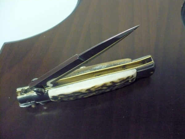 Frank Beltrame -  italian stiletto 20cm, corno di cervo -lama baionetta - 20FB/63B - 1