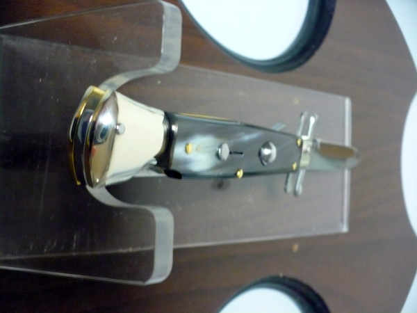 Swinguard- Famiglia Spadon- italian stiletto 23 cm - corno di bufalo brasiliano / brazilian buffalo horn - lama baionetta -1