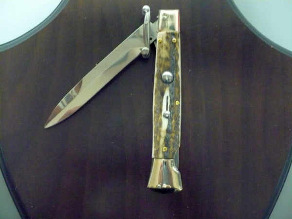 Swinguard- Famiglia Spadon- italian stiletto 23 cm - corno di cervo / deer horn - lama baionetta -1