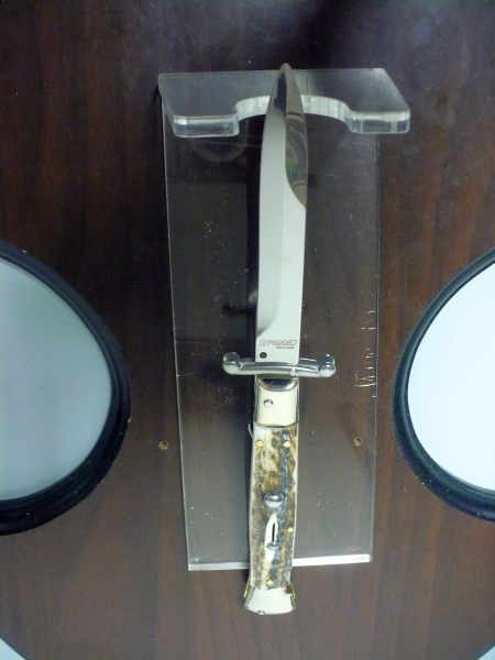Swinguard- Famiglia Spadon- italian stiletto 23 cm - corno di cervo / deer horn - lama baionetta -1