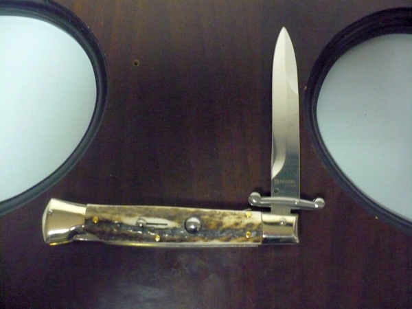 Swinguard- Famiglia Spadon- italian stiletto 23 cm - corno di cervo / deer horn - lama baionetta -1