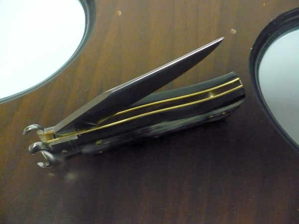 Famiglia Spadon - stiletto  calibro /20 - bufalo brasiliano - taglio classico clip point - 1