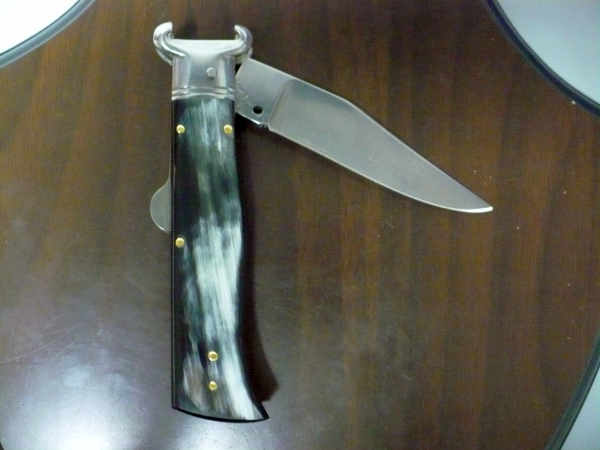 Famiglia Spadon - stiletto  calibro /20 - bufalo brasiliano - taglio classico clip point - 1