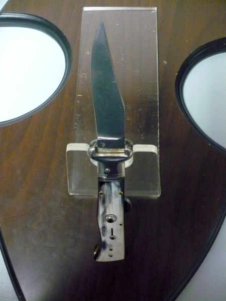 Famiglia Spadon - stiletto  calibro /20 - bufalo brasiliano - taglio classico clip point - 1