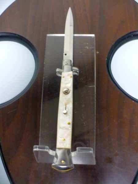 Frank Beltrame, italian stiletto, coltello a scatto - 28 cm , madreperla -mother of pearl - modello FB 28/96 B