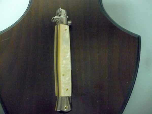 Frank Beltrame, italian stiletto, coltello a scatto - 28 cm , madreperla -mother of pearl - modello FB 28/96 B