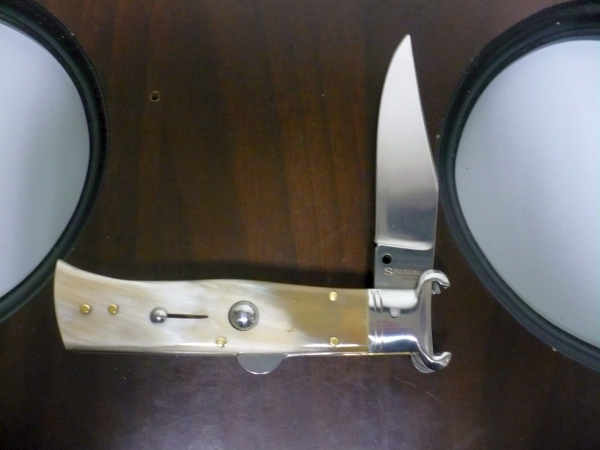 Famiglia Spadon - stiletto  calibro /20 - bufalo chiaro / buffalo light - taglio classico clip point - 1