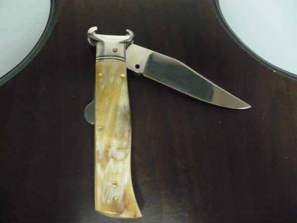Famiglia Spadon - stiletto  calibro /20 - bufalo chiaro / buffalo light - taglio classico clip point - 1